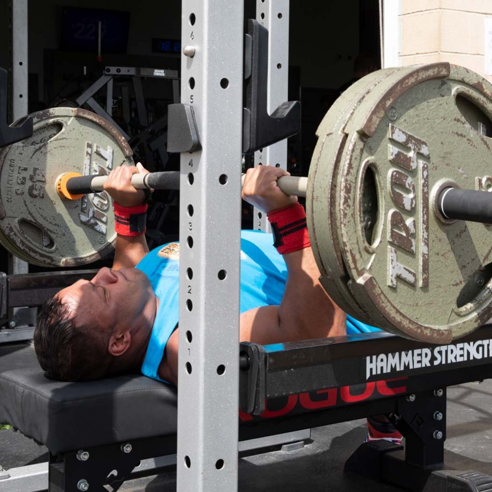 man benching with rhinoflex hd